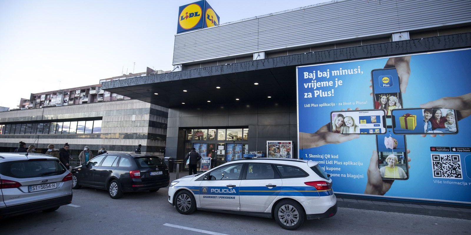 Split: Muškarac nožem ubio zaposlenicu Lidla