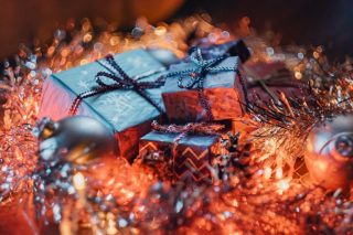 christmas-5815034_1280-768×512