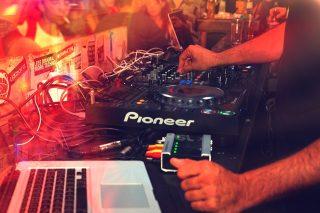 club-1869222_960_720
