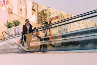 people-2594681_1280-768×512