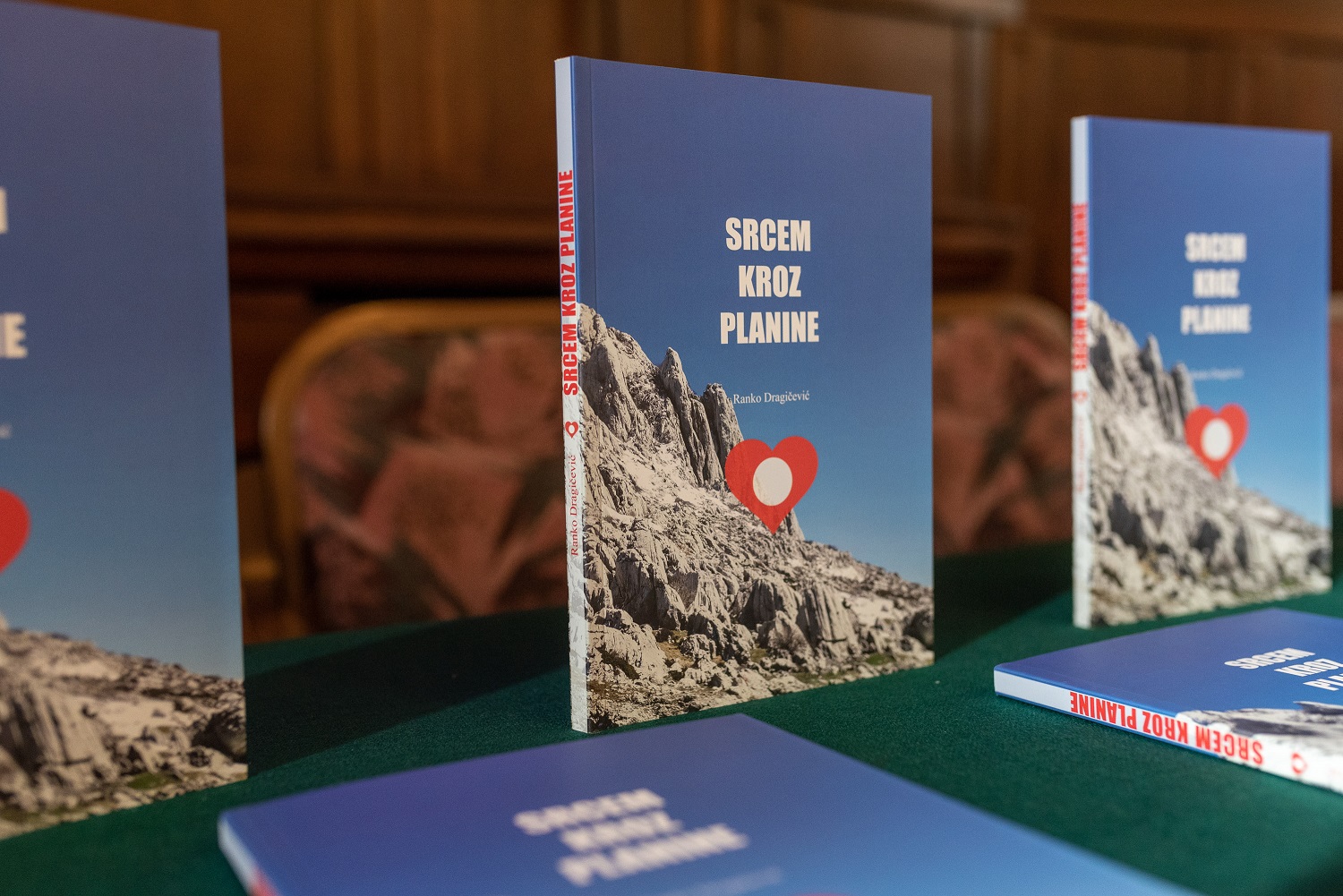 Knjiga Srcem kroz planine Ranka Dragičevića