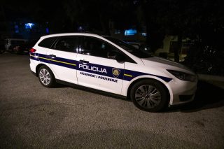 Split: Prilikom gašenja požara stana vatrogasci pronašli mrtvog muškarca