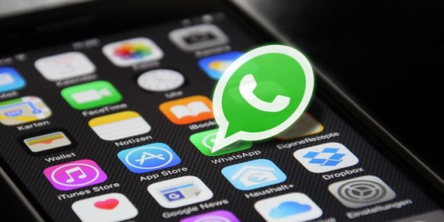 whatsapp-2105015_1280-768×501