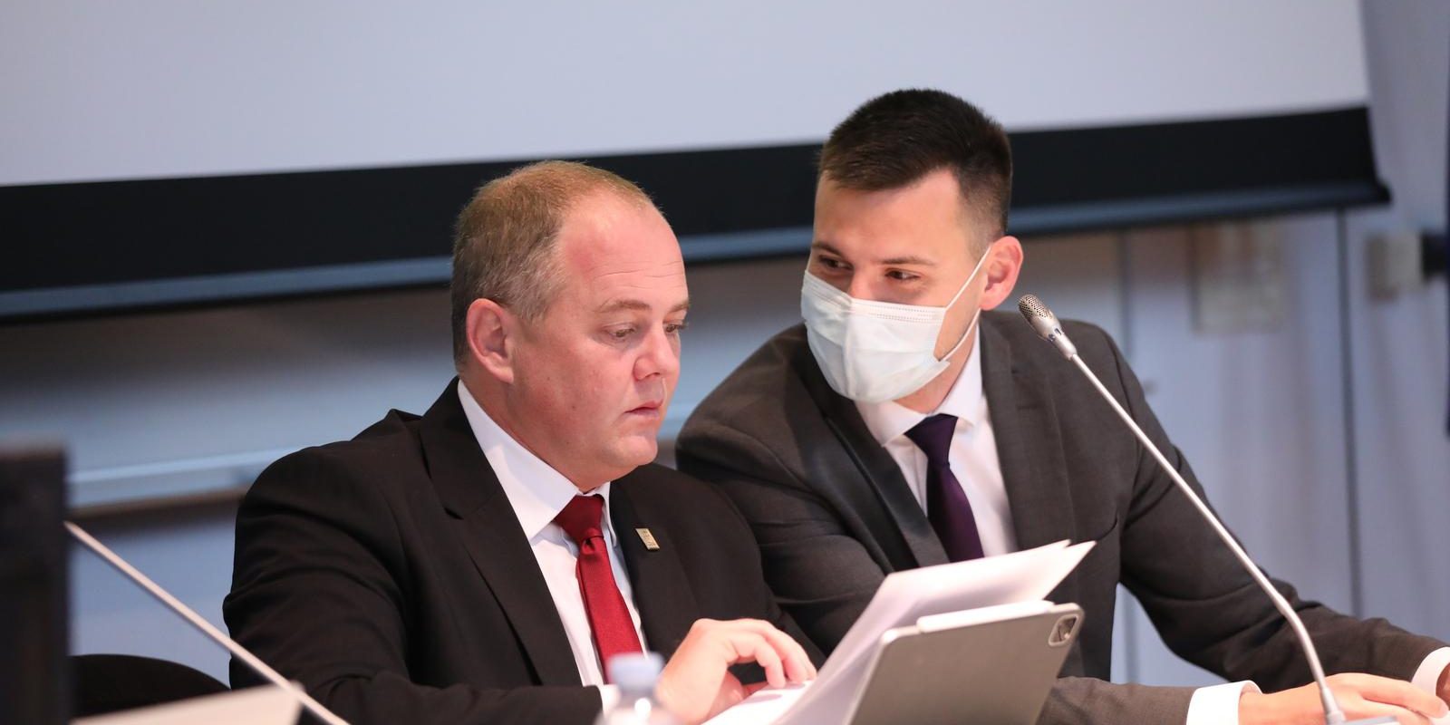 Split: Nastavljena sjednica Gradskog vijeća, HDZ i HGS napustili sjednicu