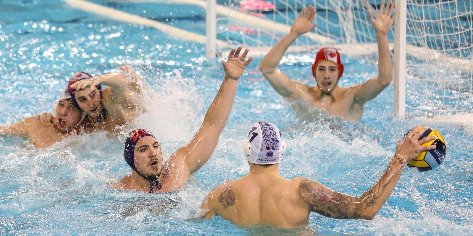 Dubrovnik: LEN Liga prvaka, Jug – Crvena zvezda