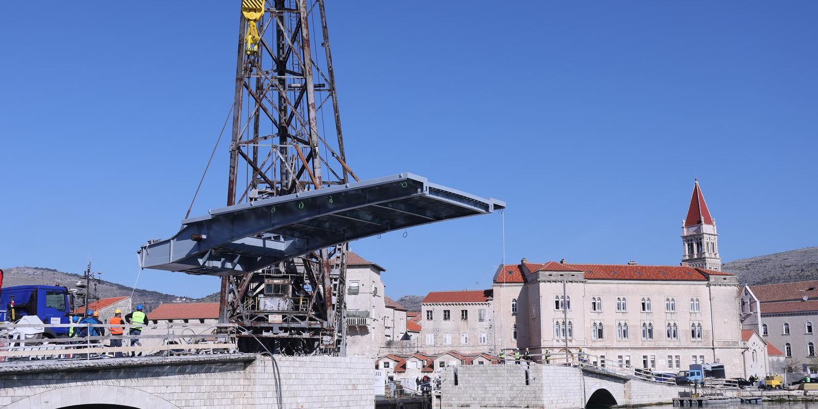 Trogir: Počela montaža Čiovskog mosta