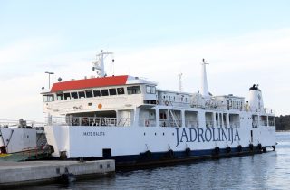 Poskupljuje prijevoz trajektima, katamaranima i brodovima, od danas nove cijene