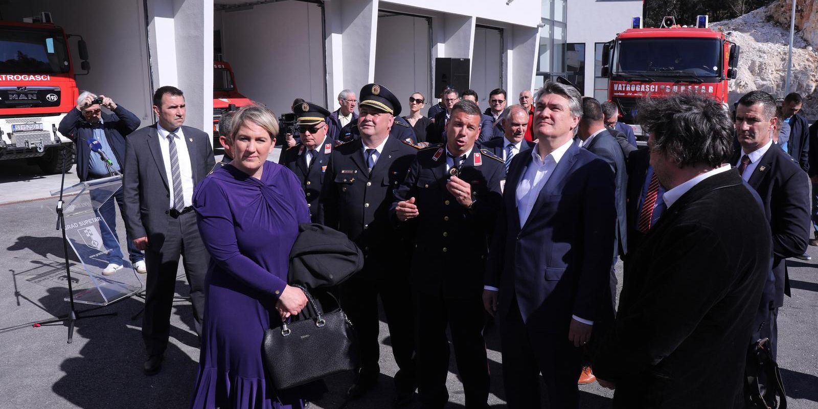 Predsjednik Milanović sudjelovao na svečanosti otvaranja zajedničkog vatrogasnog doma DVD-a Supetar