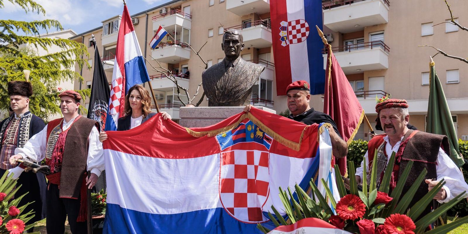 Na Trgu Gojka Šuška u Sinju svečano predstavljena njegova bista