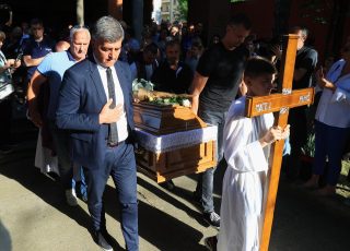 Beograd: Ispraćaj Mateja Periša u crkvi svetog Antuna Padovanskog