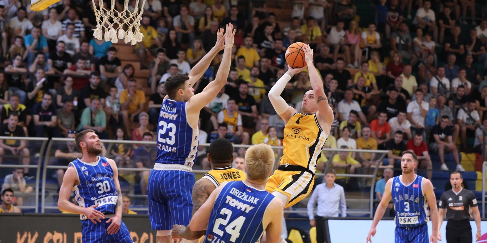Prva utakmica polufinala prvenstva Hrvatske, KK Split – KK Zadar