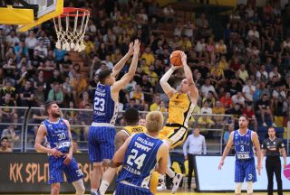 Prva utakmica polufinala prvenstva Hrvatske, KK Split – KK Zadar