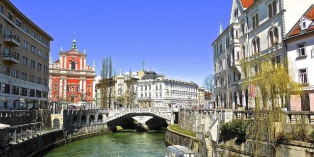 canal-g47df23ba5_1280-696×522