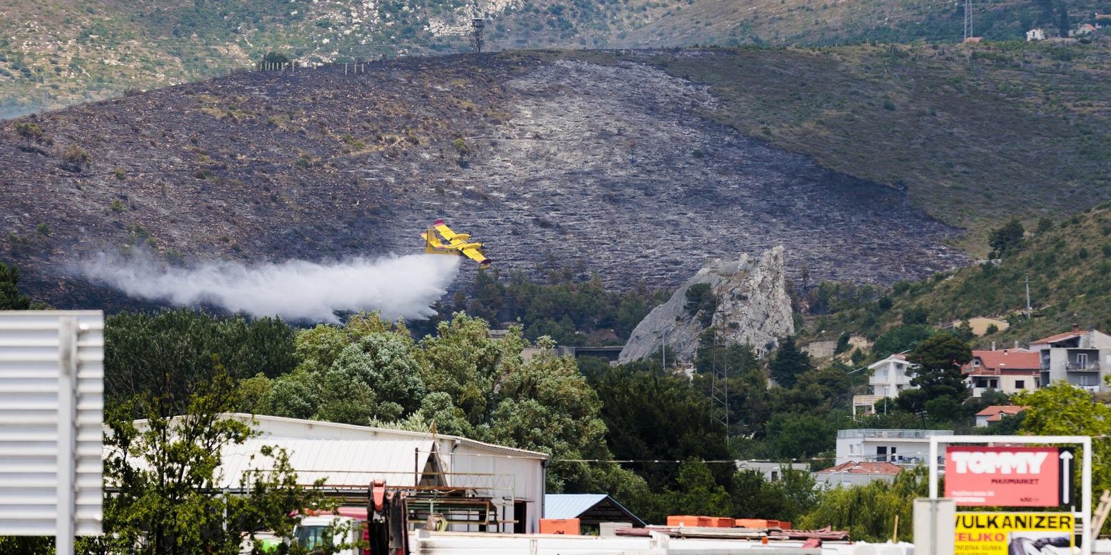 Strožanac: Kanader kupi more uz obalu Podstrane i Stobreča