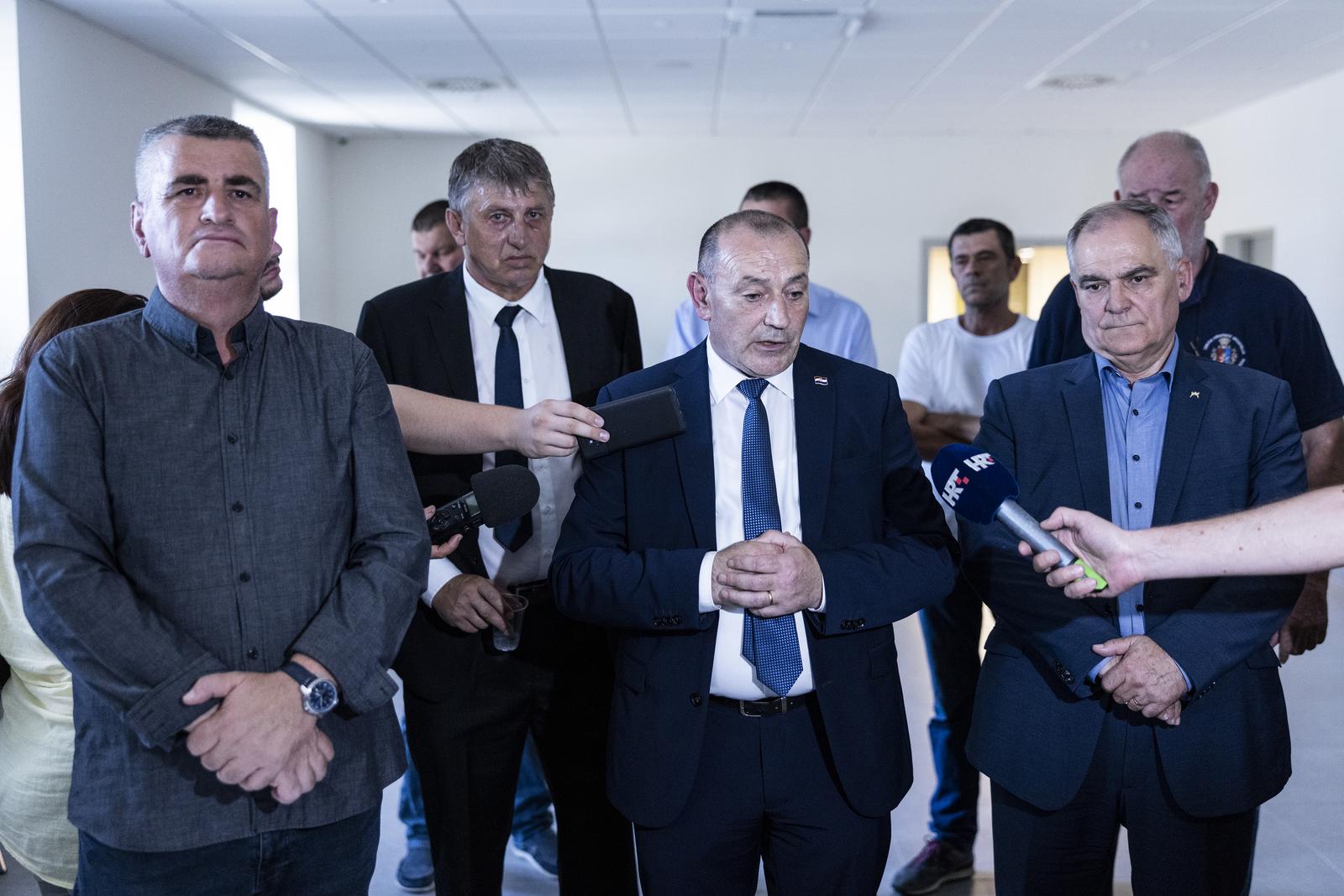 Ministar Tomo Medved posjetio je Veteranski centar u Sinju