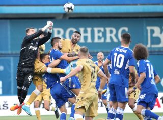 Dinamo i Hajduk u utakmici Superkupa na stadionu u Maksimiru