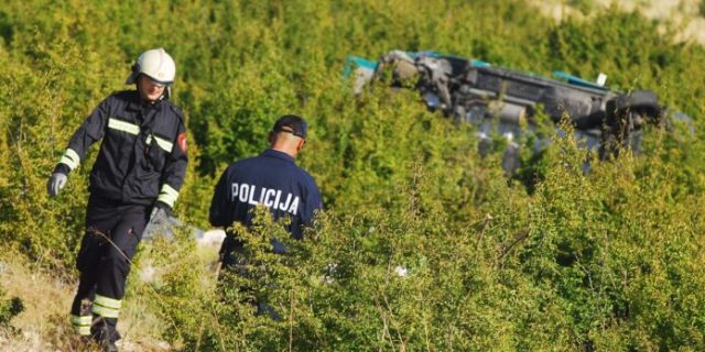 Pirovac: U prometnoj nesre?i ?etvero poginulih, me?u njima i jedno dijete