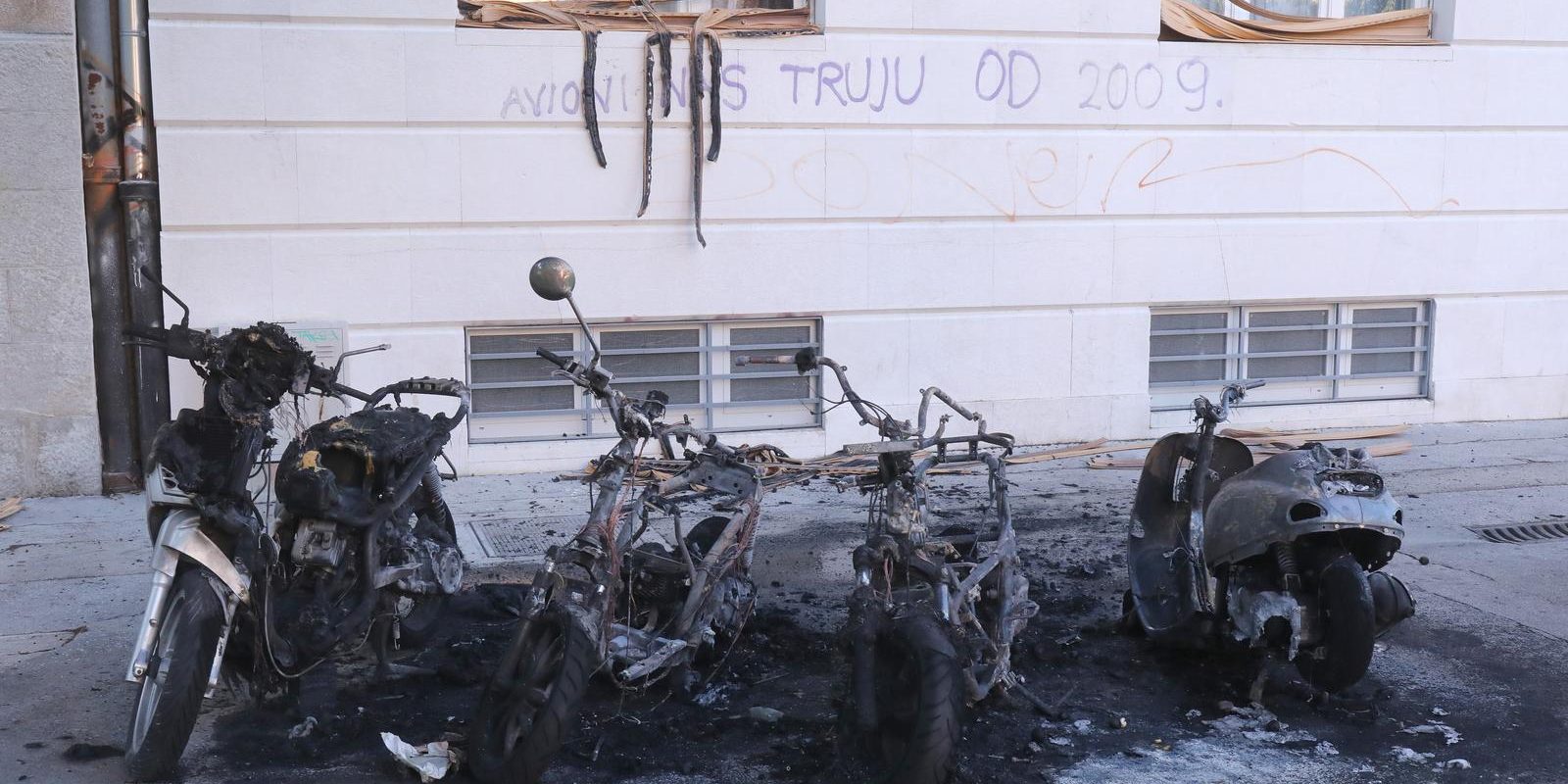 Split: U ranim jutarnjim satima gorjeli motocikli u Gundulićevoj ulici