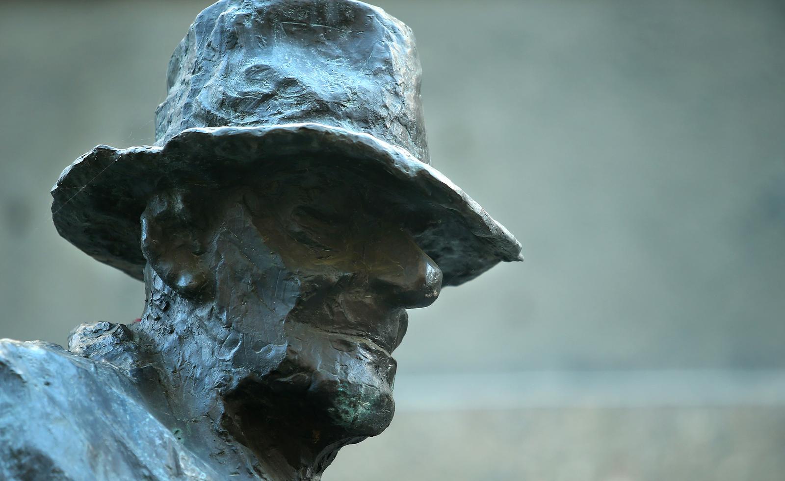 Zagreb: Na dananji dan prije 60 godina umro je pjesnik Tin Ujevi?