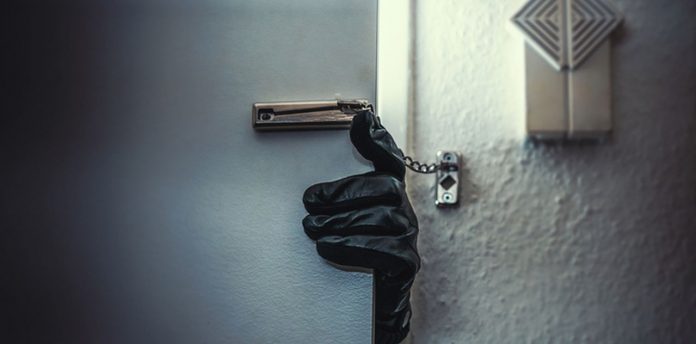 burglar-696×344