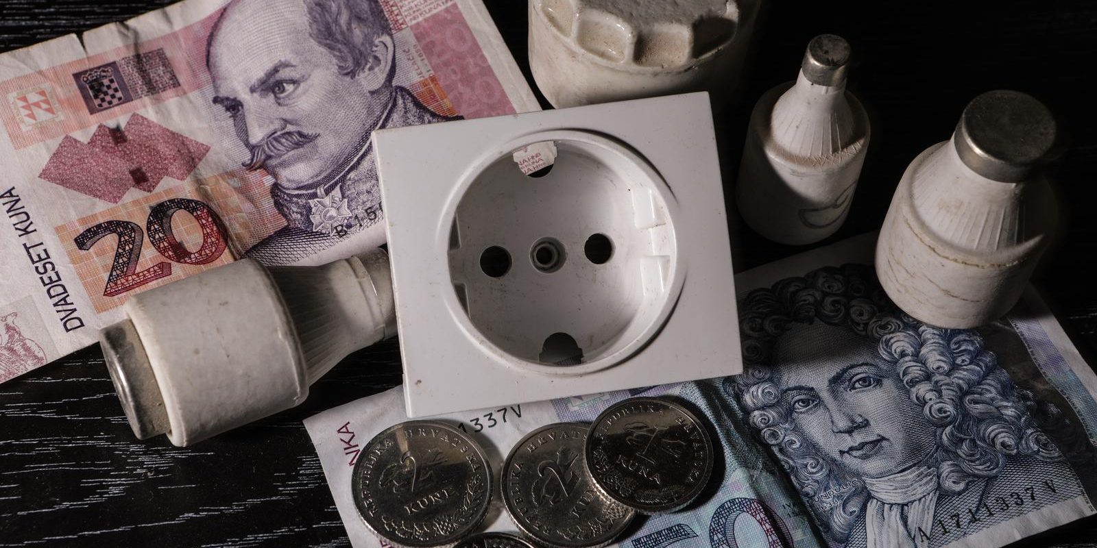Ilustracija za poskupljenje električne energije