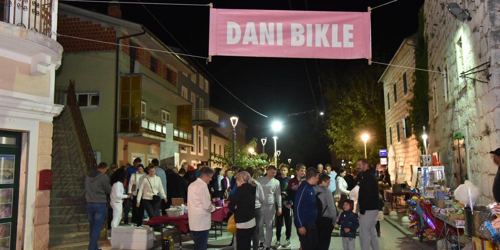 U Vrgorcu održani Dani bikle i 22. pučka fešta Biklijada