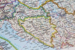 bosnia-herzegovina-g6b31cdacc_1280-696×464
