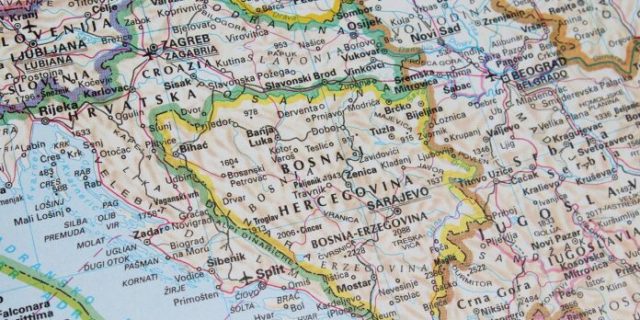bosnia-herzegovina-g6b31cdacc_1280-696×464
