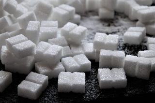 sugar-g9b0a63ea5_1280-696×464