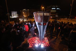 Split: Paljenjem svijeća odana počast žrtvama Vukovara
