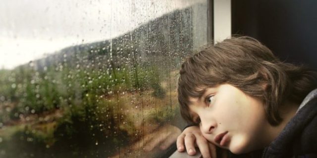 little-boy-731165_1280-768×512-1-696×464