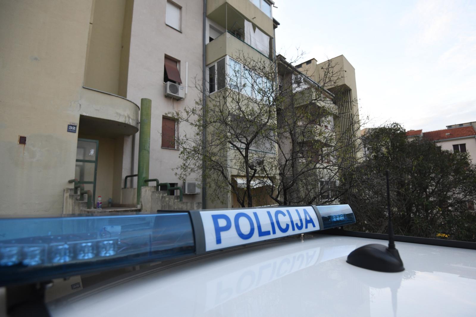 Šibenik: Izbio je požar u stanu stambene zgrade, tri osobe su lakše ozlijeđene
