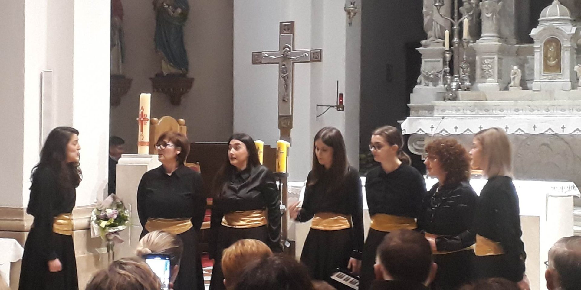 Ženska klapa Neviste Imotski – 021 portal