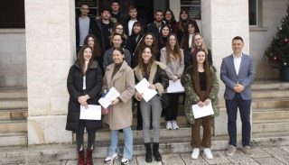 studenti-stipendija-281222-001