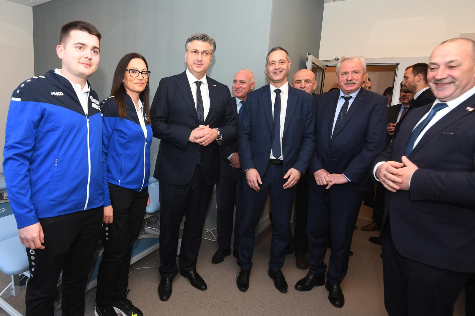 U Sinju svečano otvoren Veteranski centar