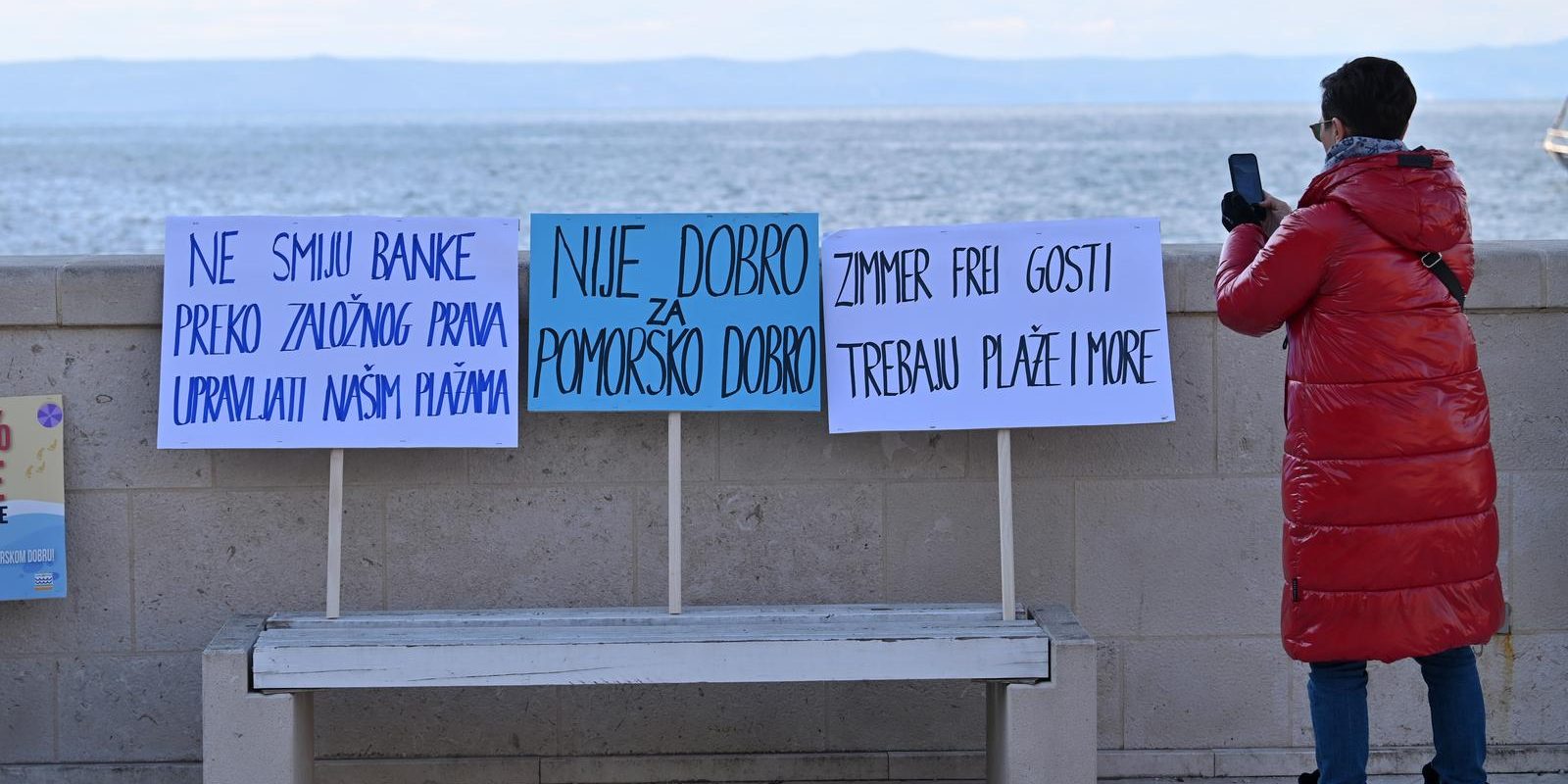Makarska: Prosvjedna šetnja protiv Prijedloga zakona o pomorskom dobru i morskim lukama