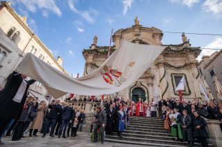 Dubrovnik: Tradicionalnim podizanjem barjaka uz parčevu himnu svečano je otvorena 1051. Festa sv. Vlaha