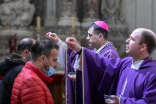 Pepelnicu u dubrovačkoj katedrali predvodio biskup Roko Glasnović