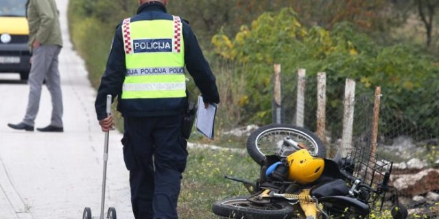 Danilo: U prometnoj nesre?i stradao voza? mopeda te je preba?en u Op?u bolnicu