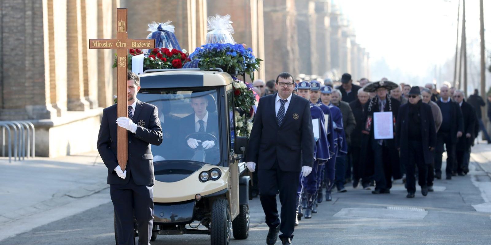 Zagreb: Sprovod Miroslava Ćire Blaževića u Aleji velikana na Mirogoju