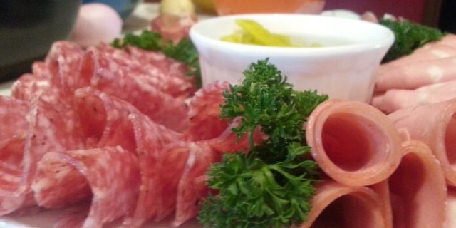 food-g44afdc058_1280-696×392