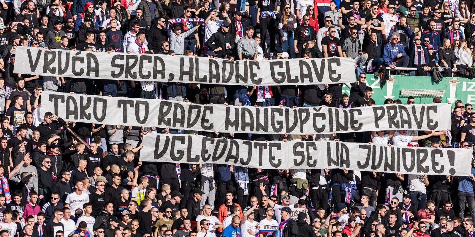 Split: Zanimljiv natpis Torcide na utakmici Hajduka i Lokomotive