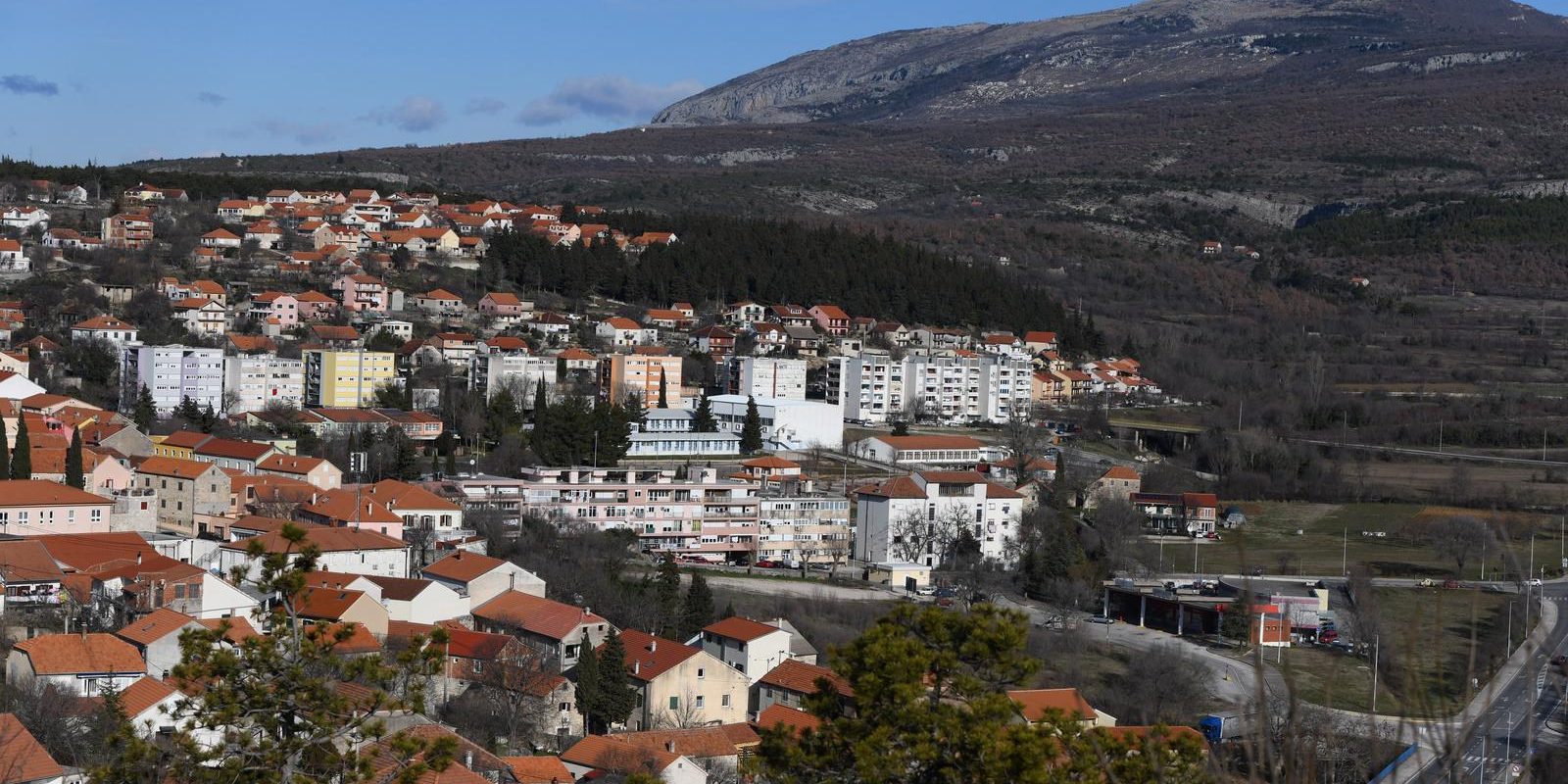 Panorama grada Drniša