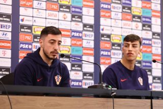 Podstrana: Josip Juranović i Petar Musa odgovarali na pitanja novinara uoči utakmice s Walesom