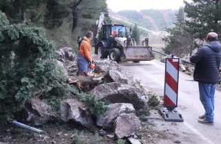 Omiš: Sanacija prometnice nakon odrona
