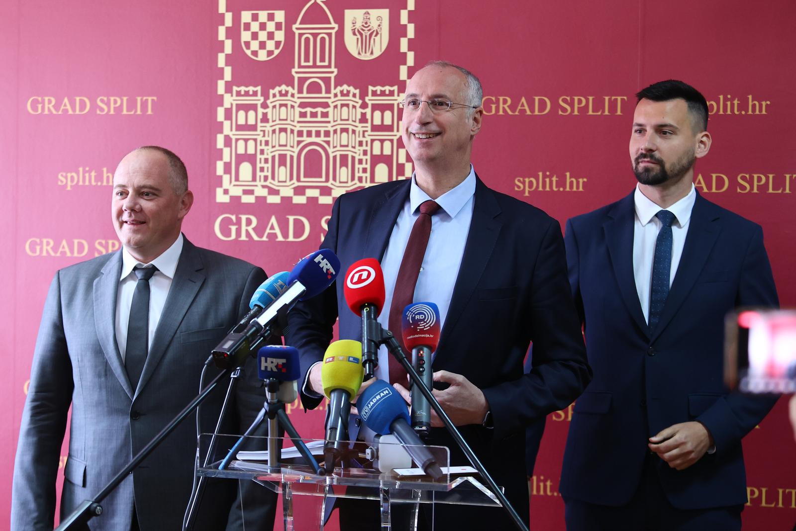 Split: Gradonačelnik Ivica Puljak održao konferenciju za medije o kaznama Državnog inspektorata