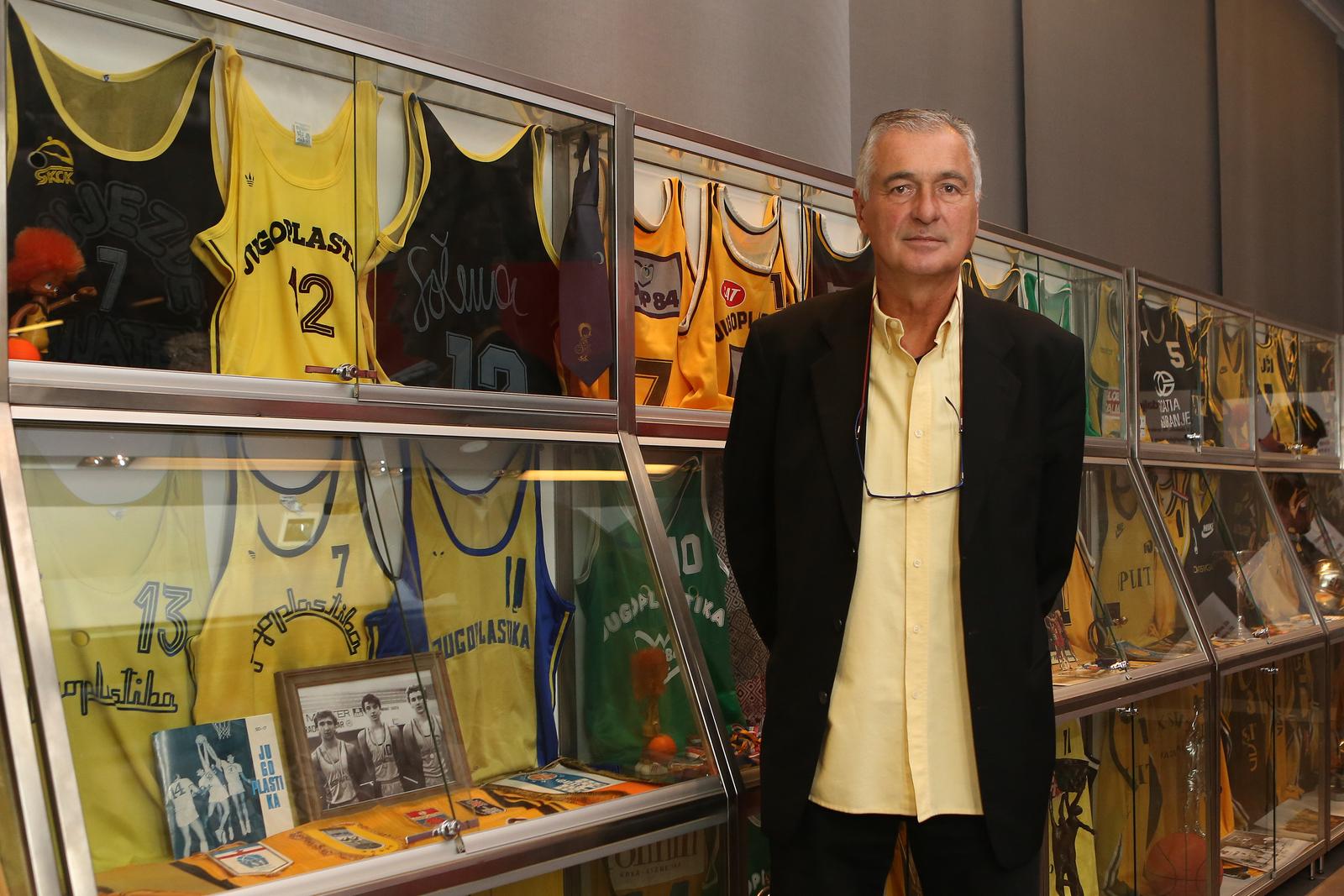 U 74. godini preminuo legendarni koarka Damir olman, najbolji strijelac Jugoplastike svih vremena