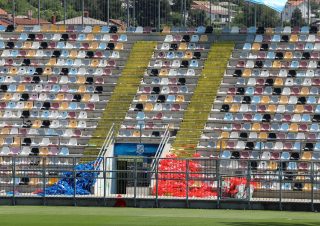 Rijeka: Uništene sjedalice stadiona HNK Rijeka