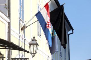 U Zagrebu je danas Dan žalosti, zastave su na pola koplja