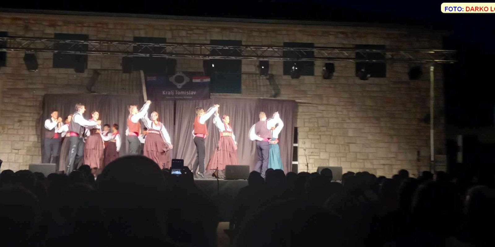 Folk ansabml Kralj Tomislav – 021 portal